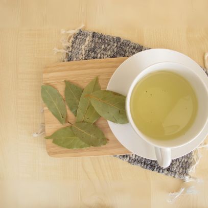 Chá de Folhas de Louro: Descubra os Benefícios e Como Preparar essa Infusão