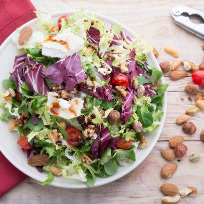 Salada de Castanhas: Nutrição e Sabor em Cada Garfada - Zona Cerealista Online