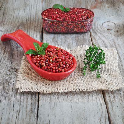 Pimenta Rosa: Sabor e Beleza em um Tempero Versátil - Zona Cerealista Online