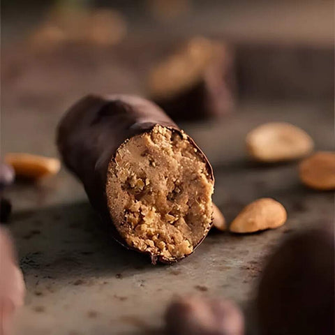 Lata de Paçoca Amendoim Cobertura Chocolate Haoma 270g