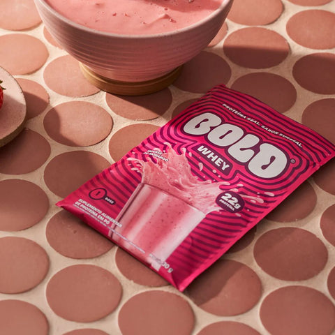 Bold Whey Mousse de Morango Sachê 30g (Display c/10 un)
